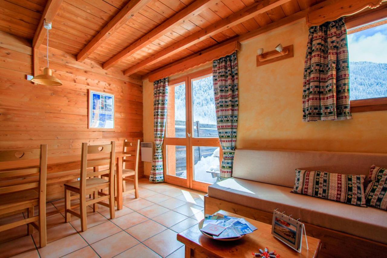 Le Gouroun Hameau Des Chazals Nevache Hautes Alpes Buitenkant foto