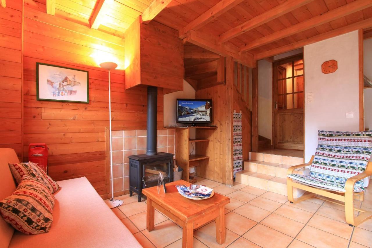 Le Gouroun Hameau Des Chazals Nevache Hautes Alpes Buitenkant foto