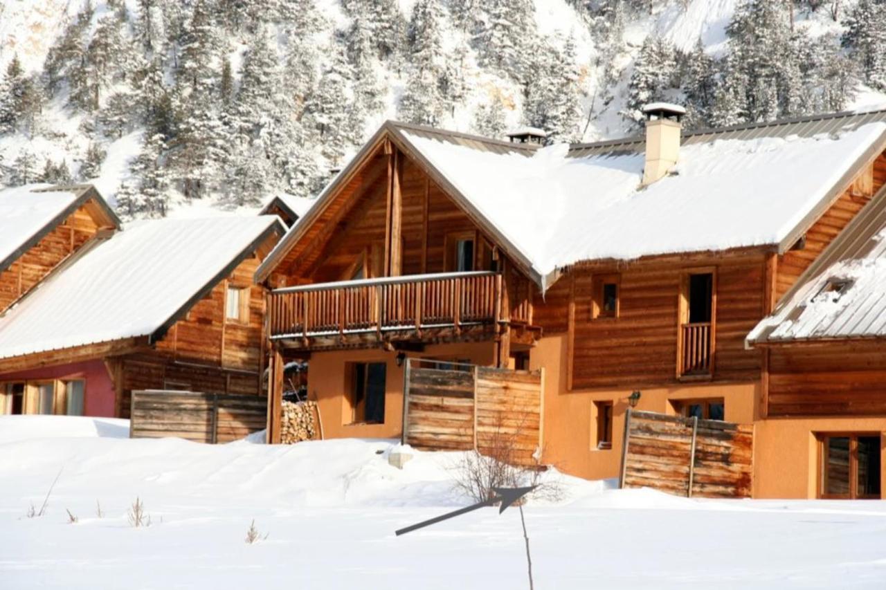 Le Gouroun Hameau Des Chazals Nevache Hautes Alpes Buitenkant foto
