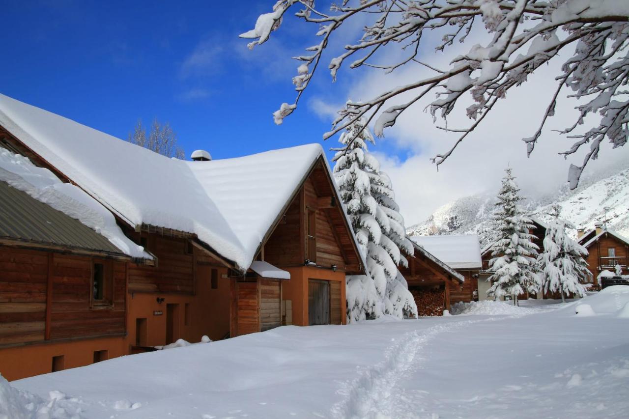Le Gouroun Hameau Des Chazals Nevache Hautes Alpes Buitenkant foto