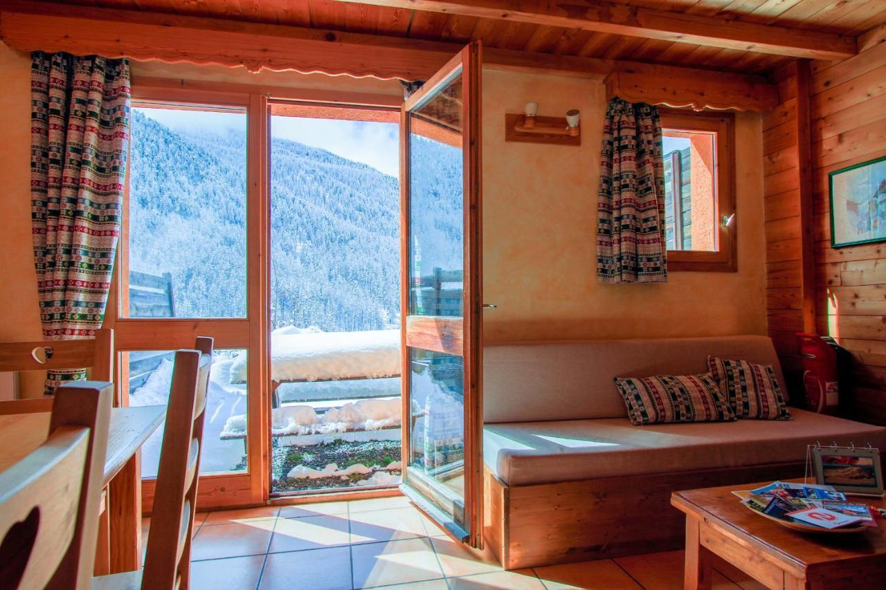 Le Gouroun Hameau Des Chazals Nevache Hautes Alpes Buitenkant foto