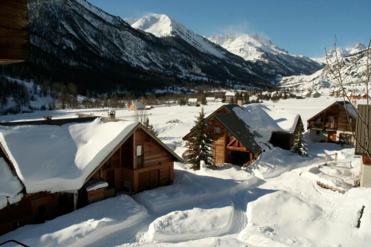 Le Gouroun Hameau Des Chazals Nevache Hautes Alpes Buitenkant foto
